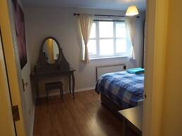 Edinburgh Palace Apartment