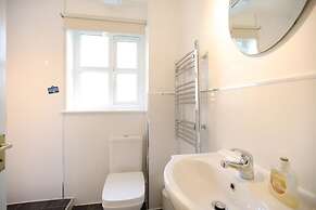 Edinburgh Palace Apartment