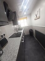 Edinburgh Palace Apartment