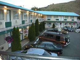 Cache Creek Inn