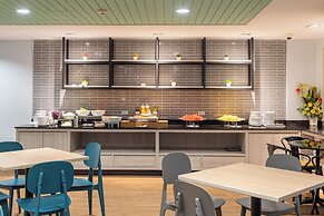 Recenta Phuket Suanluang