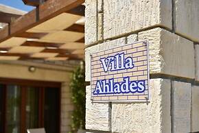 Villa Ahlades