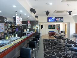 The Commercial Hotel Motel