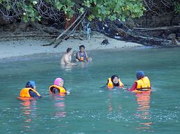 Terapung Hotel & Fish Garden