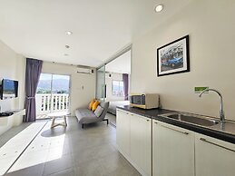 Recenta Suite Phuket Suanluang