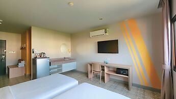 Recenta Suite Phuket Suanluang