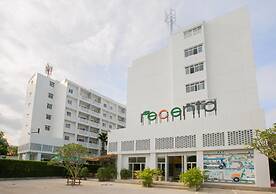 Recenta Suite Phuket Suanluang