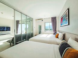 Recenta Suite Phuket Suanluang