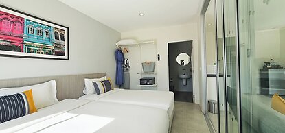 Recenta Suite Phuket Suanluang
