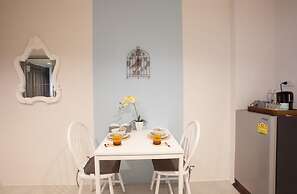 Recenta Suite Phuket Suanluang