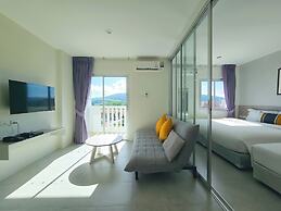 Recenta Suite Phuket Suanluang
