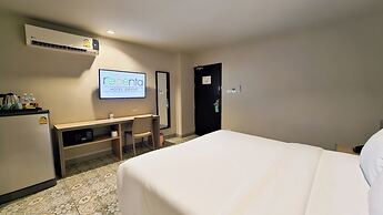 Recenta Suite Phuket Suanluang