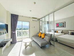 Recenta Suite Phuket Suanluang