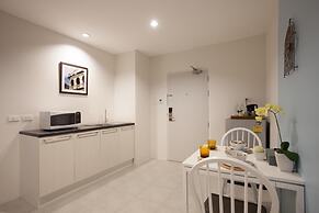 Recenta Suite Phuket Suanluang