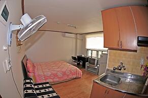 Hwaseong Guest House - Hostel