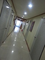 Hwaseong Guest House - Hostel