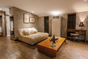 The Farmhouse at Polo Escape