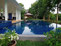 Fuengfah Riverside Garden Resort