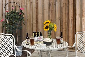 Abbey's Lantern Hill Inn