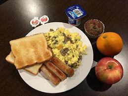 Stoughton Western Star Inn & Suites