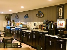 Stoughton Western Star Inn & Suites