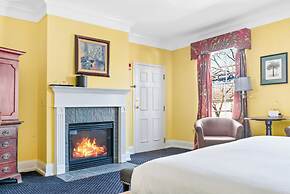 Beekman Arms Hotel