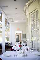 Beekman Arms Hotel