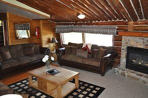 Red MountainVillageHomesCabins