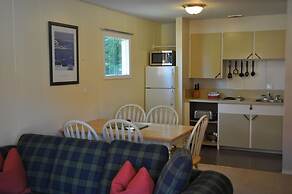 Red MountainVillageHomesCabins