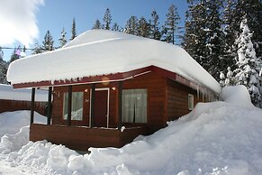 Red MountainVillageHomesCabins