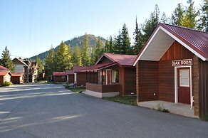 Red MountainVillageHomesCabins