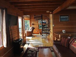 Alaska Adventure Cabins