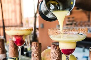 Cerritos Beach Hotel Desert Moon