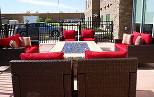 Holiday Inn Express & Suites Omaha - Millard Area by IHG