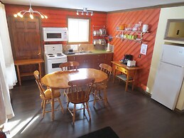 Hush Lodge & Cottages