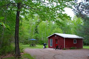 Hush Lodge & Cottages