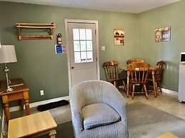 Hush Lodge & Cottages