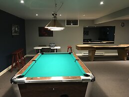 Hush Lodge & Cottages