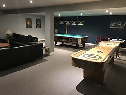 Hush Lodge & Cottages