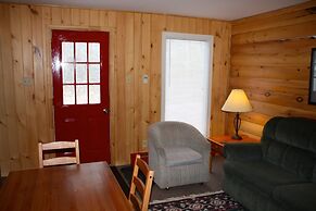 Hush Lodge & Cottages