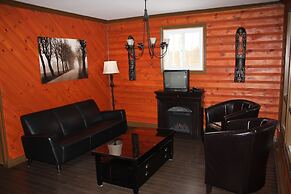 Hush Lodge & Cottages