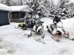 Hush Lodge & Cottages