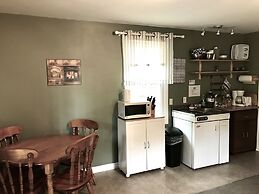 Hush Lodge & Cottages