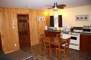 Hush Lodge & Cottages