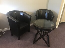 Hush Lodge & Cottages