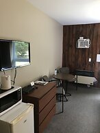 Hush Lodge & Cottages