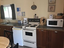 Hush Lodge & Cottages