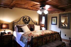 Black Bear Lodge of Sapphire