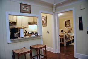 Black Bear Lodge of Sapphire