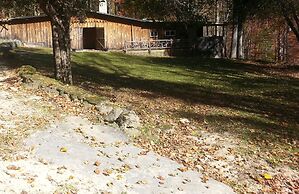 Arrowmont Stables & Cabins